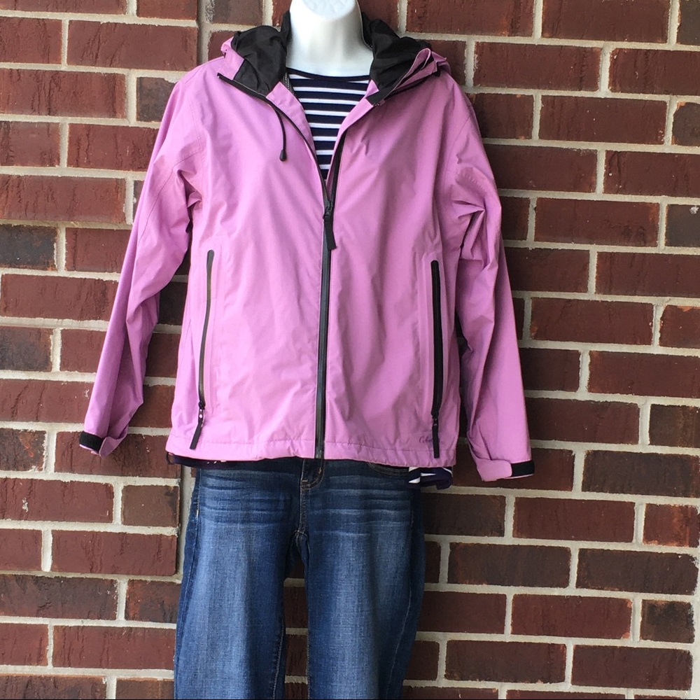 Cabelas women rain jacket with hood